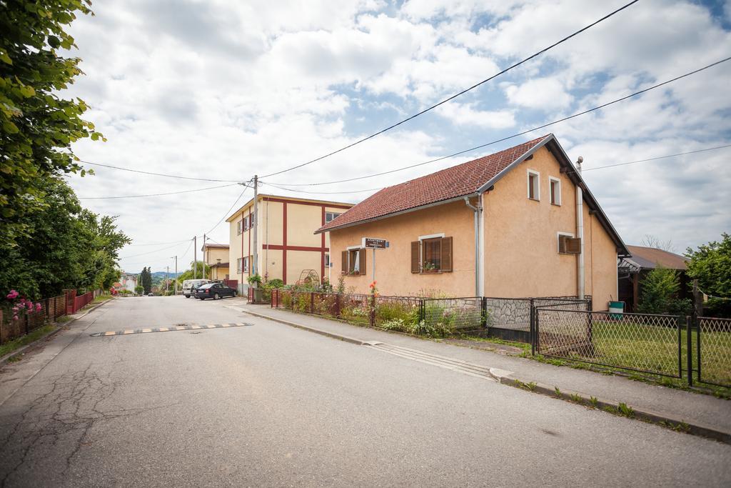 Apartment Tomasevic Slunj Exterior photo